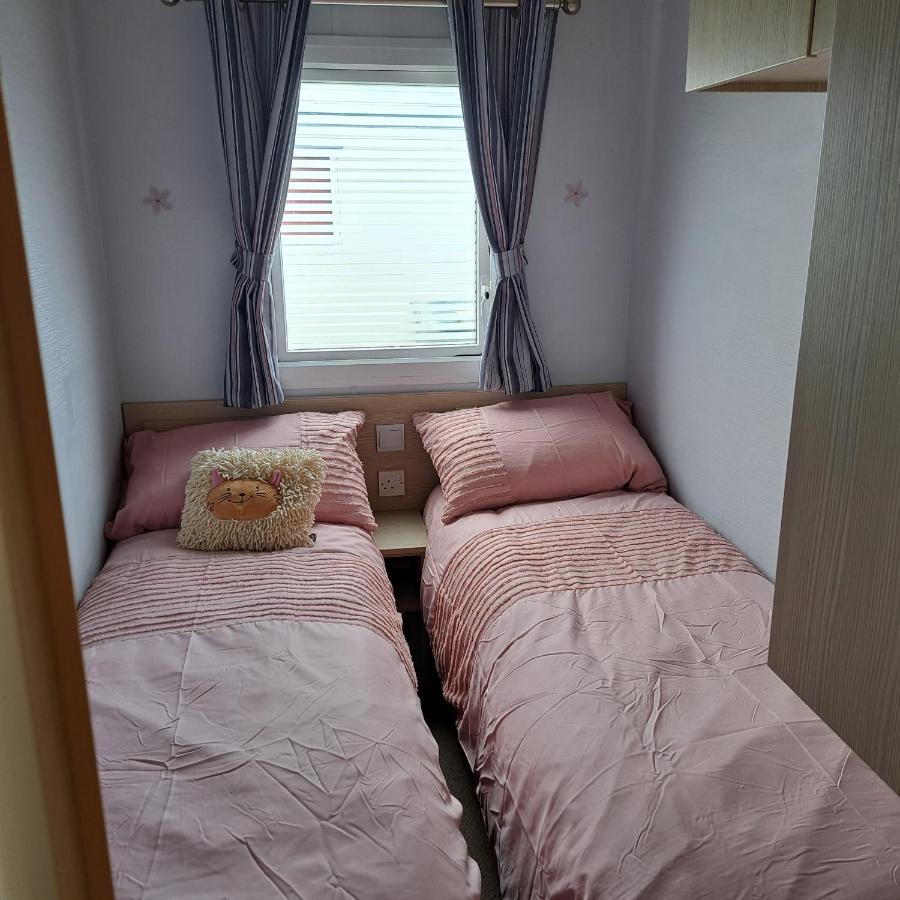 CJ&Daisies Holiday Home Prestatyn Extérieur photo
