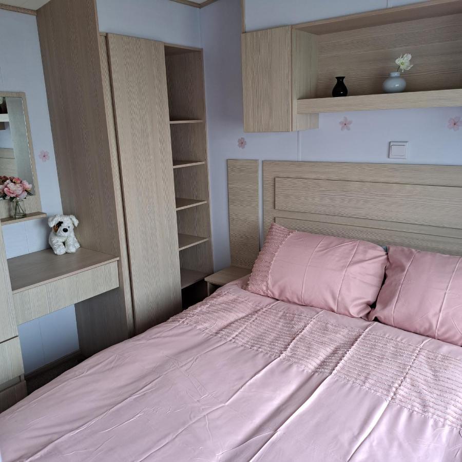 CJ&Daisies Holiday Home Prestatyn Extérieur photo